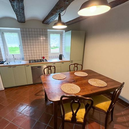 Casa Levis Appartement Biella Buitenkant foto