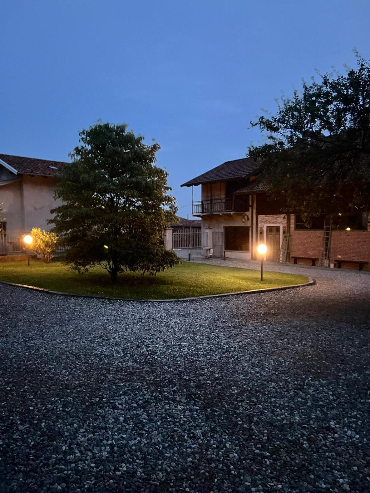 Casa Levis Appartement Biella Buitenkant foto